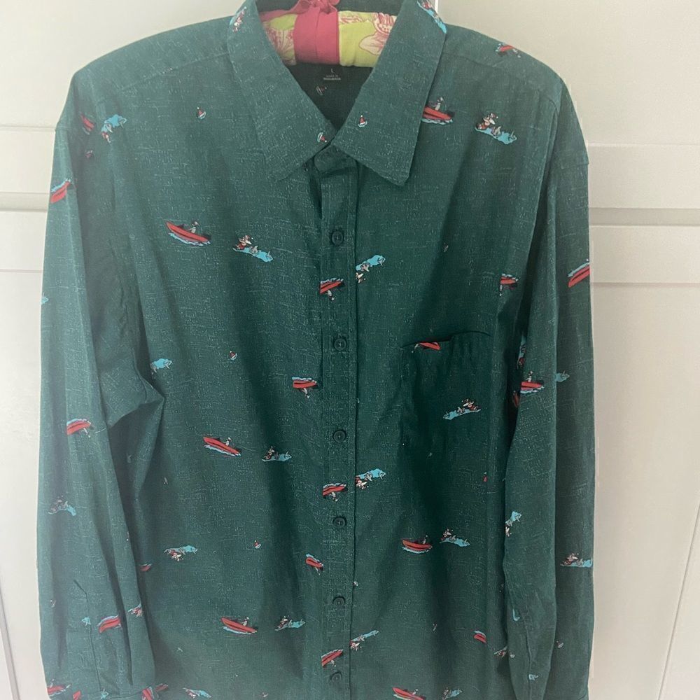 Haggar Long Sleeve Button Up Shirt Santa Claus Water Skiing Sharks Christmas Lg